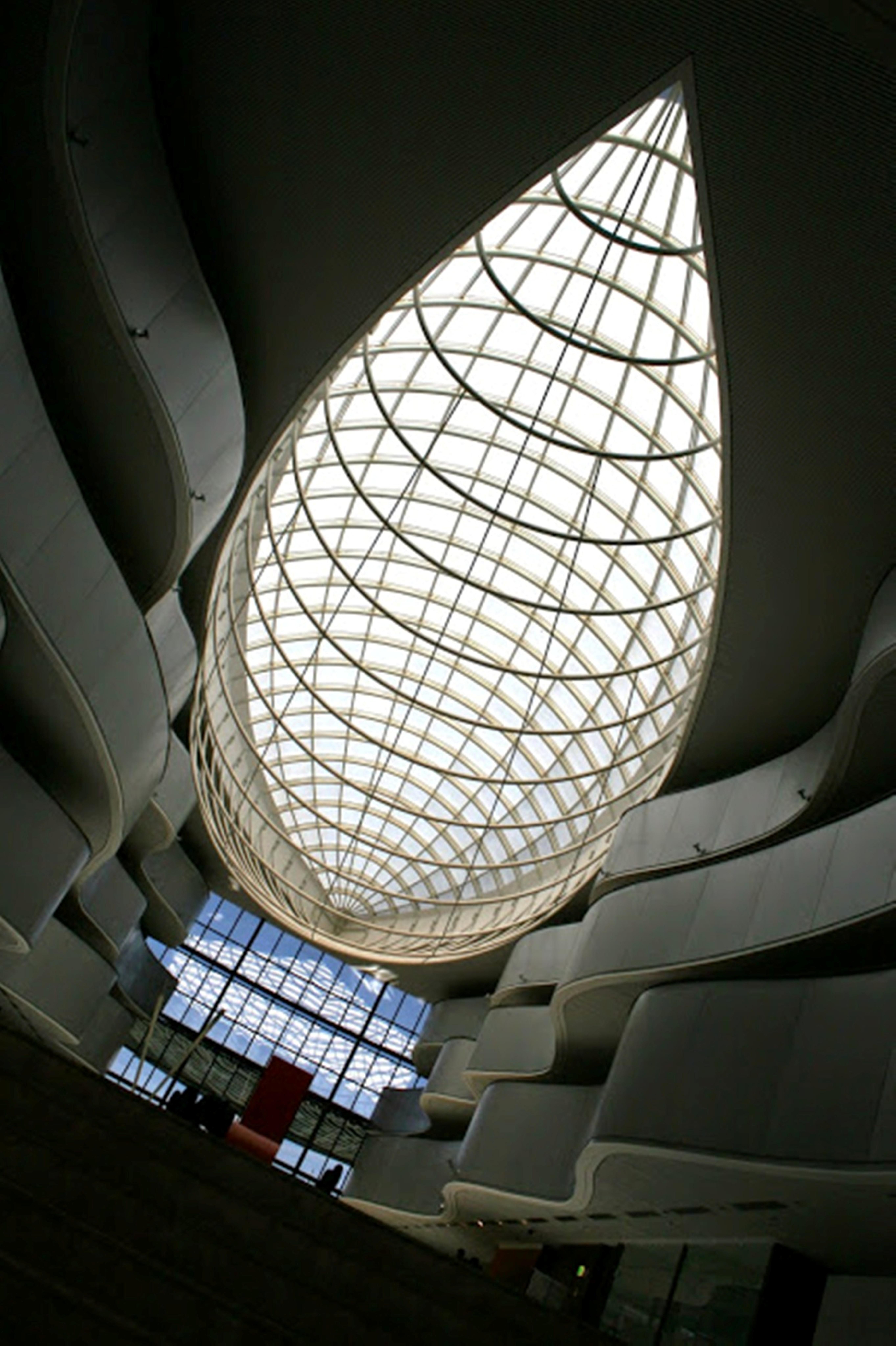 Royal Tulip Brasilia Alvorada Hotel Luaran gambar The ceiling of the main atrium